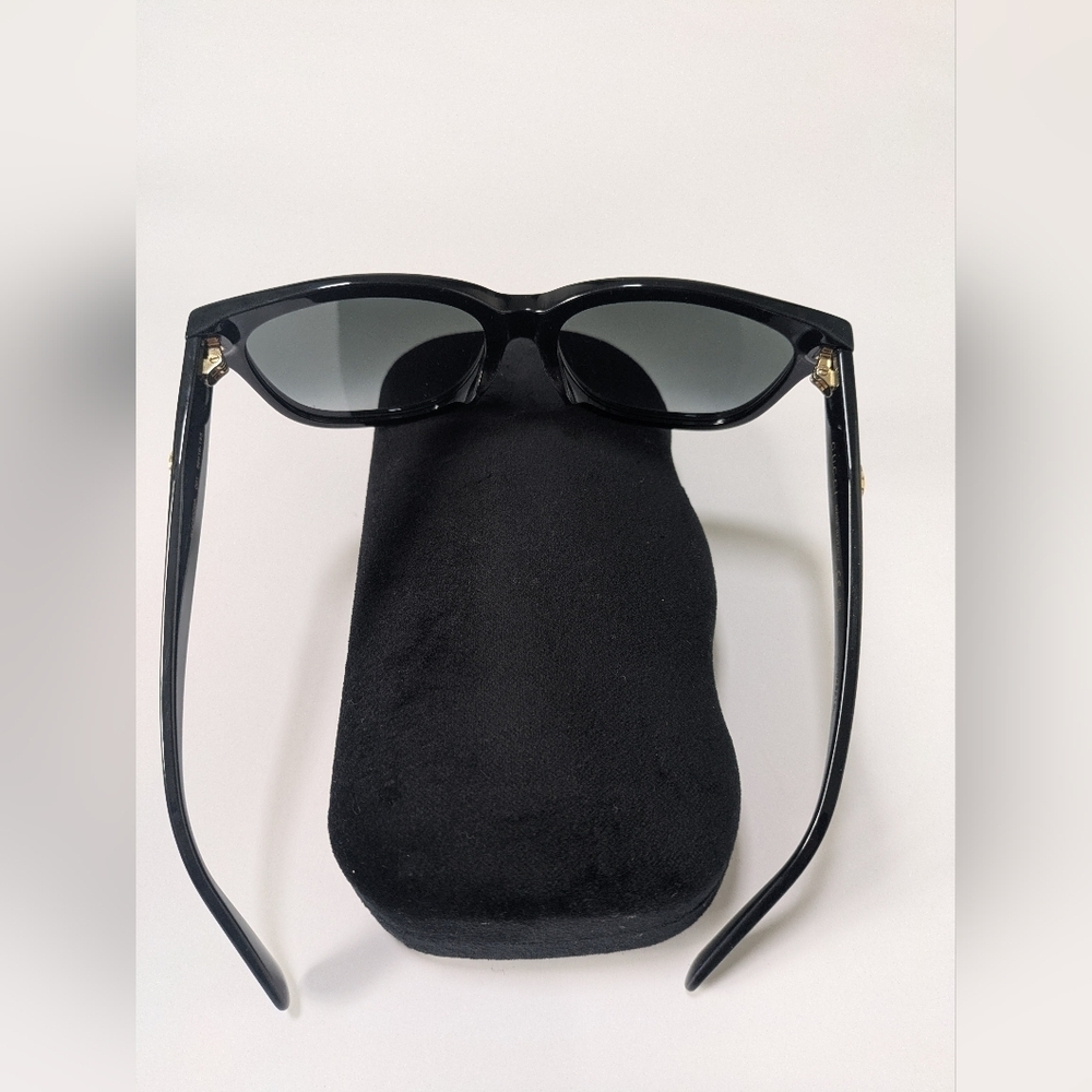 Gucci Women Square Sunglasses GG0800SA 001 Black/Grey Lens 56mm Authentic - Picture 7 of 10